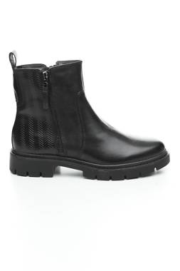 Γυναικεία μποτάκια Tamaris1