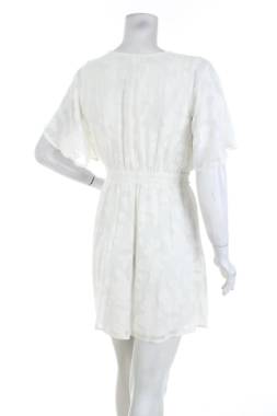 Φορέματα En Creme2