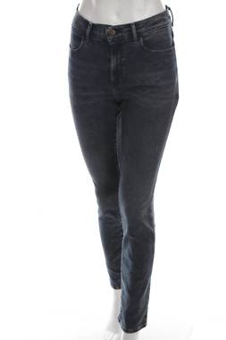 Γυναικεία τζιν Wrangler1 - Contourshop.gr Γυναικεία τζιν Wrangler1