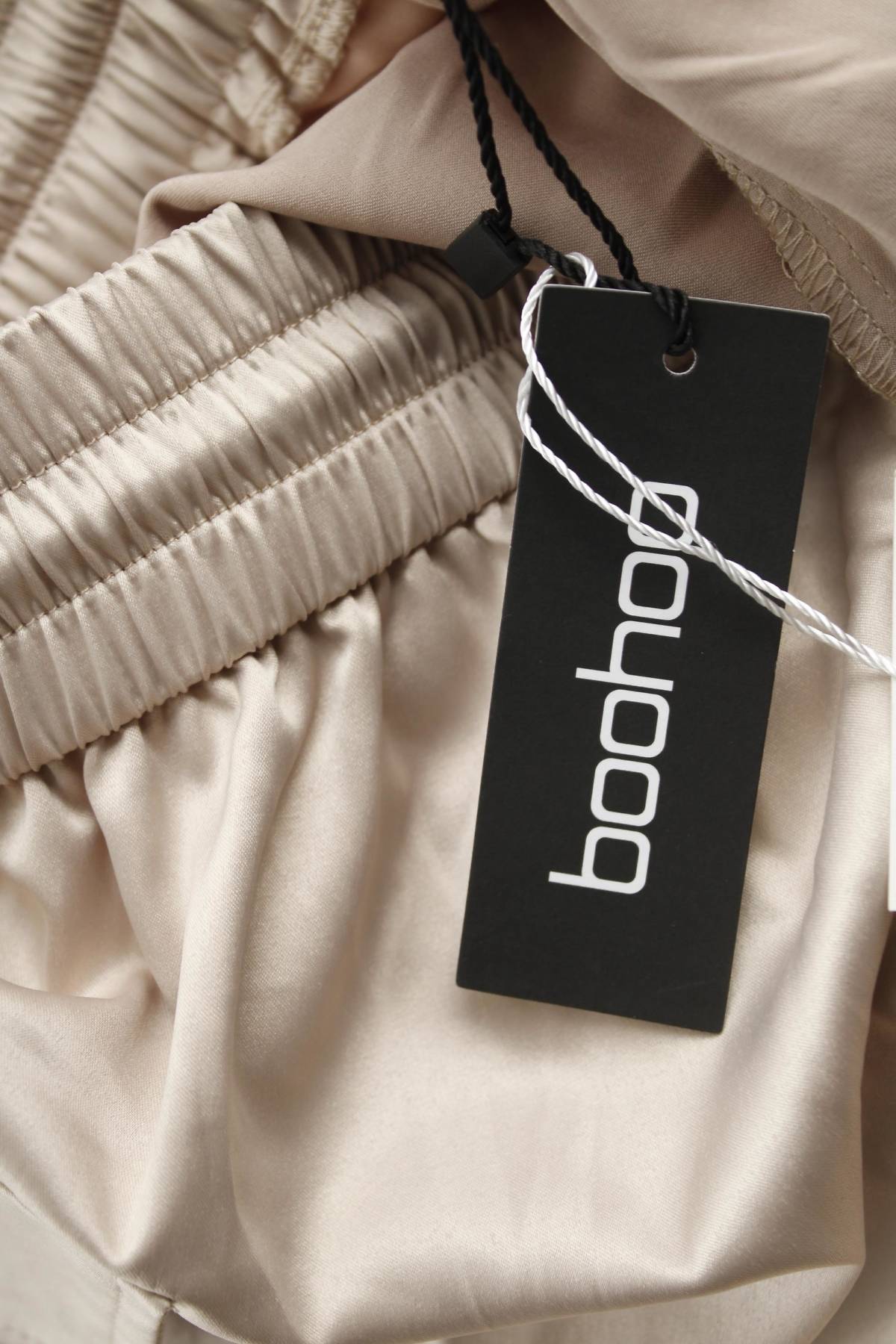 Дамски къс панталон Boohoo3