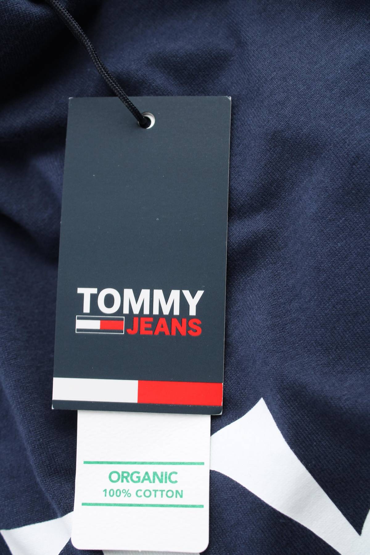 Мъжка тениска Tommy Jeans3