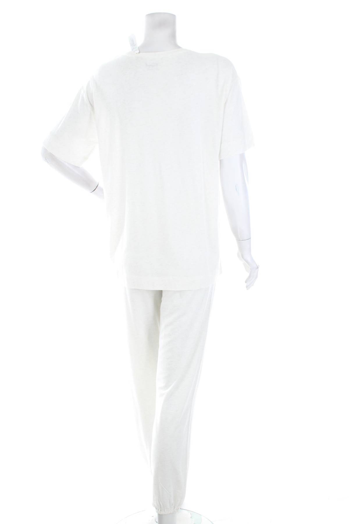 Дамска пижама Triumph2