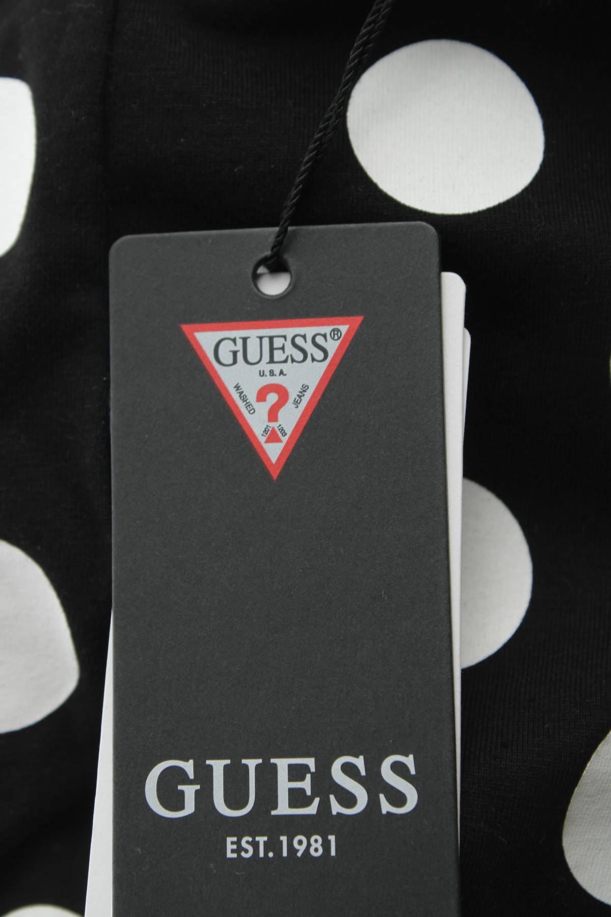 Детски панталон Guess3