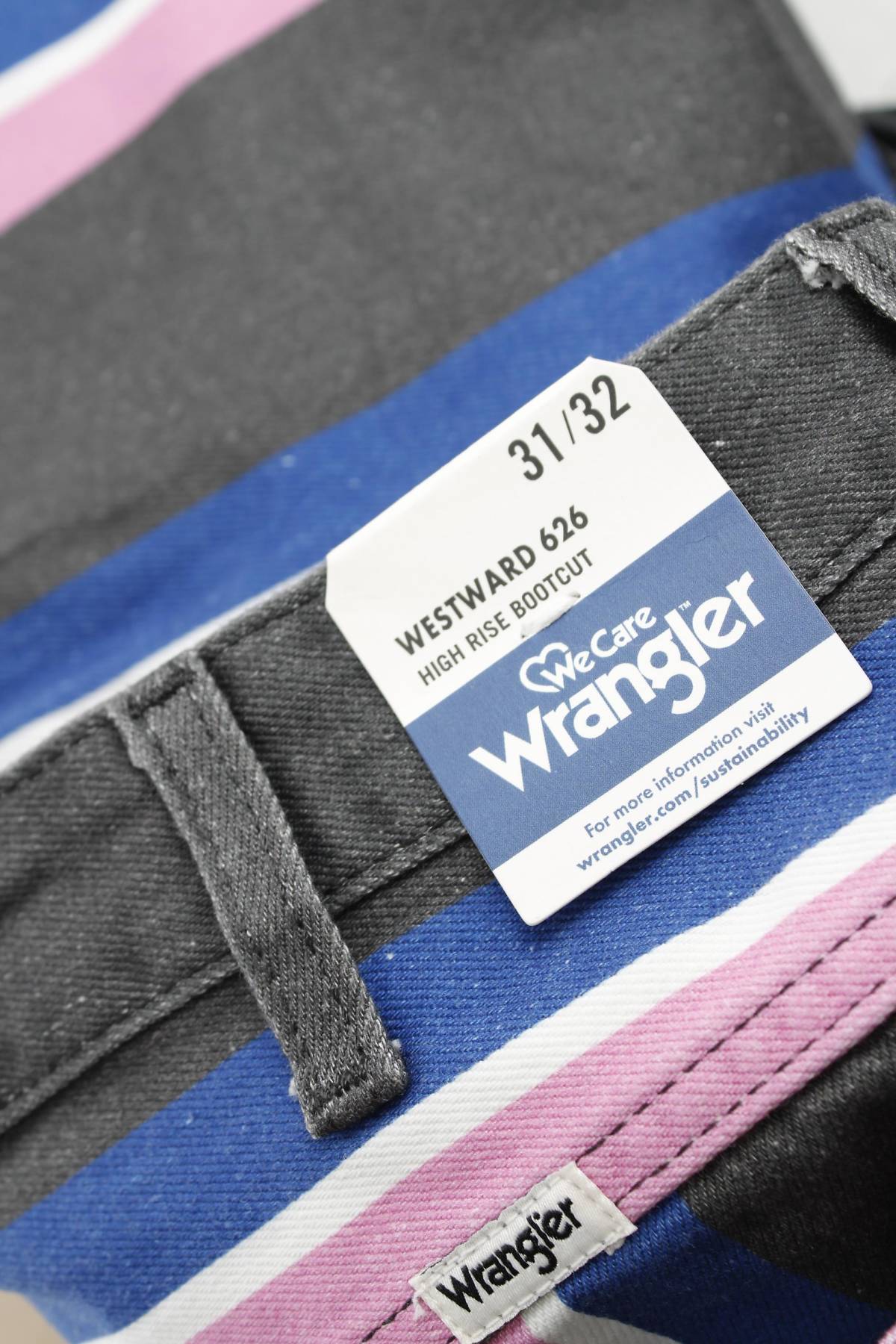 Дамски дънки Wrangler3
