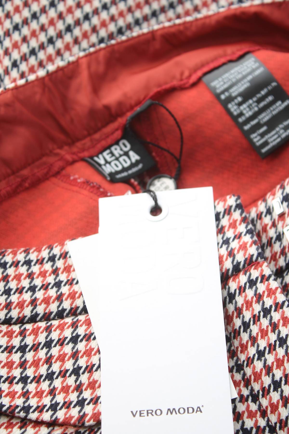 Дамски панталон Vero Moda3