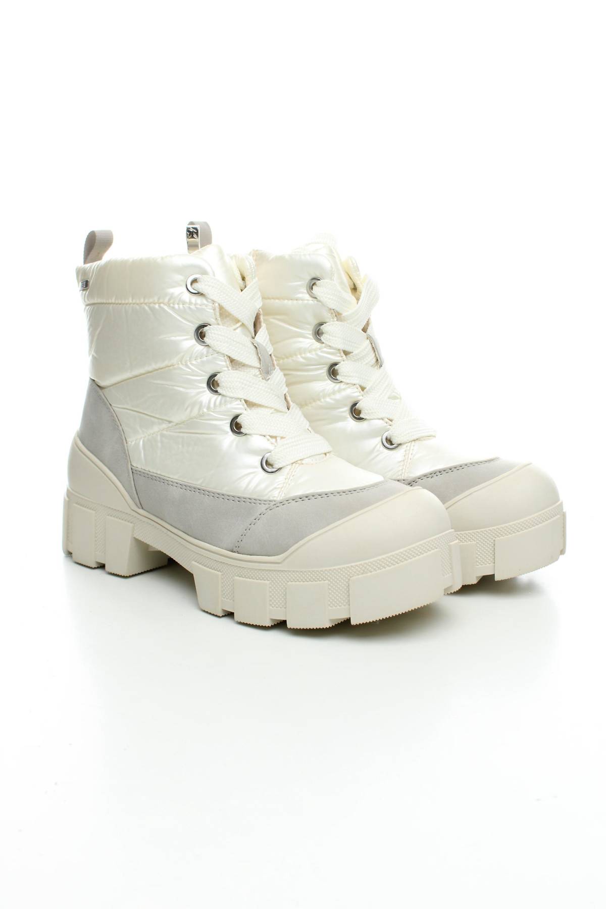 Дамски боти Caprice3