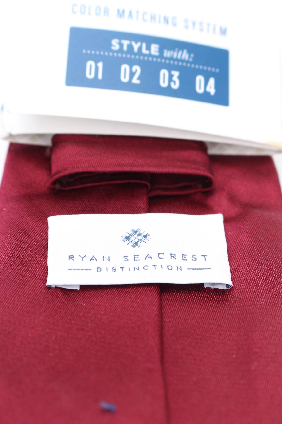 Вратовръзка Ryan Seacrest Distinction3 - Contour.bg Вратовръзка Ryan Seacrest Distinction3