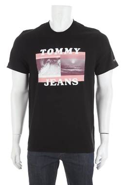 Мъжка тениска Tommy Jeans1