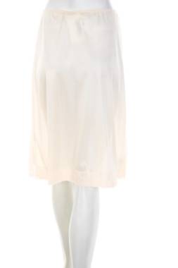 Оформящо бельо Naturana2