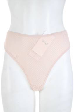 Бикини Triumph1 - Contour.bg Бикини Triumph1
