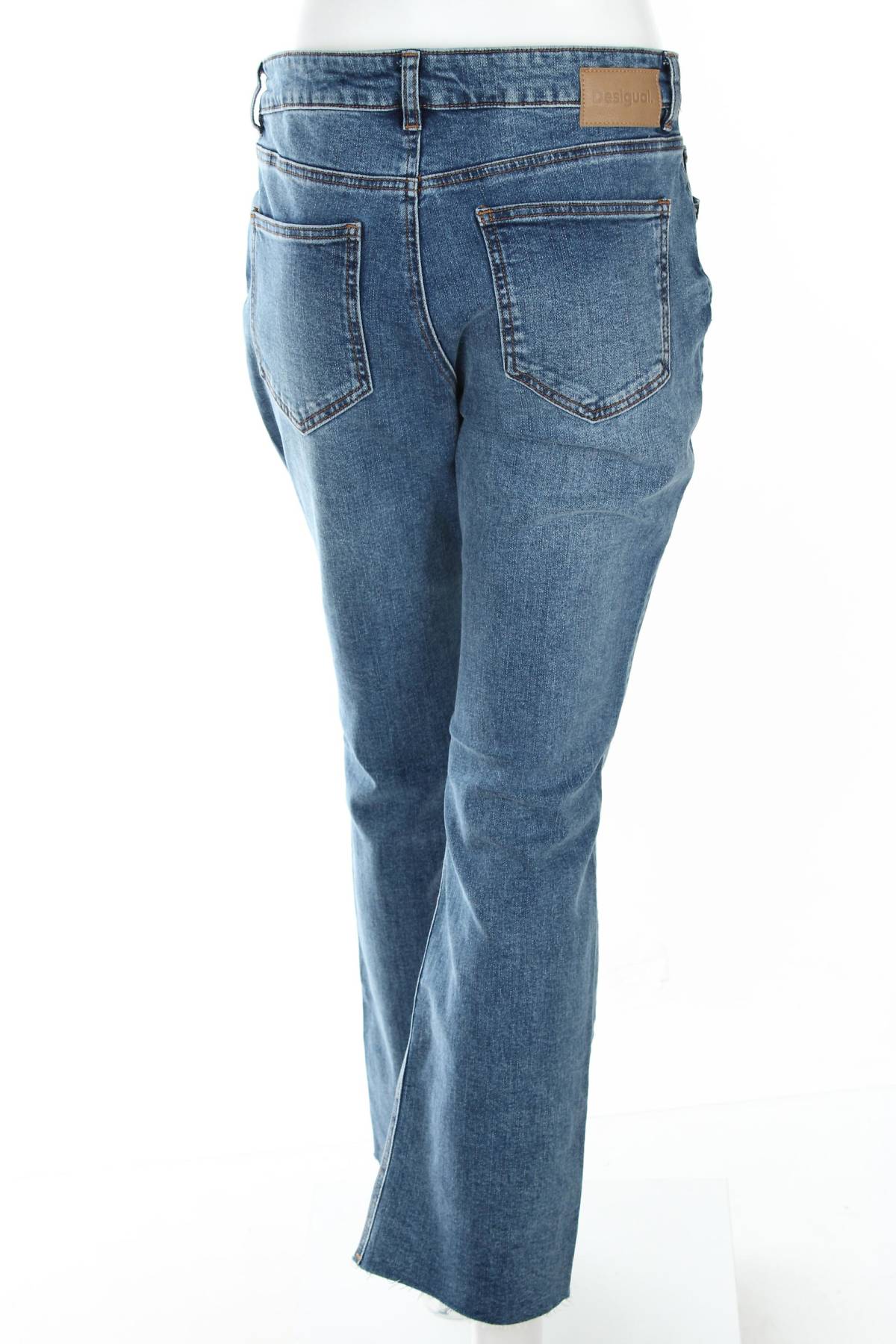Γυναικεία τζιν Desigual2