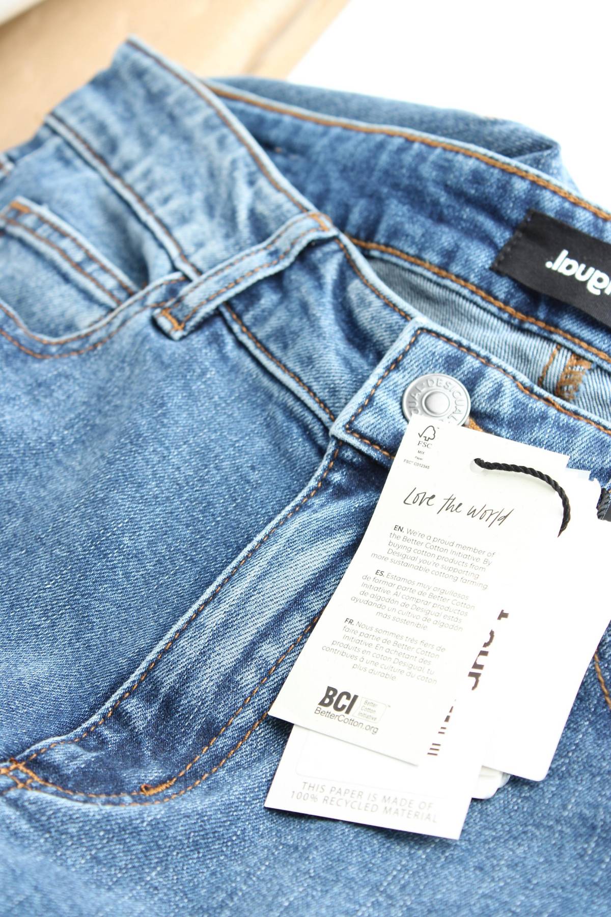 Γυναικεία τζιν Desigual3