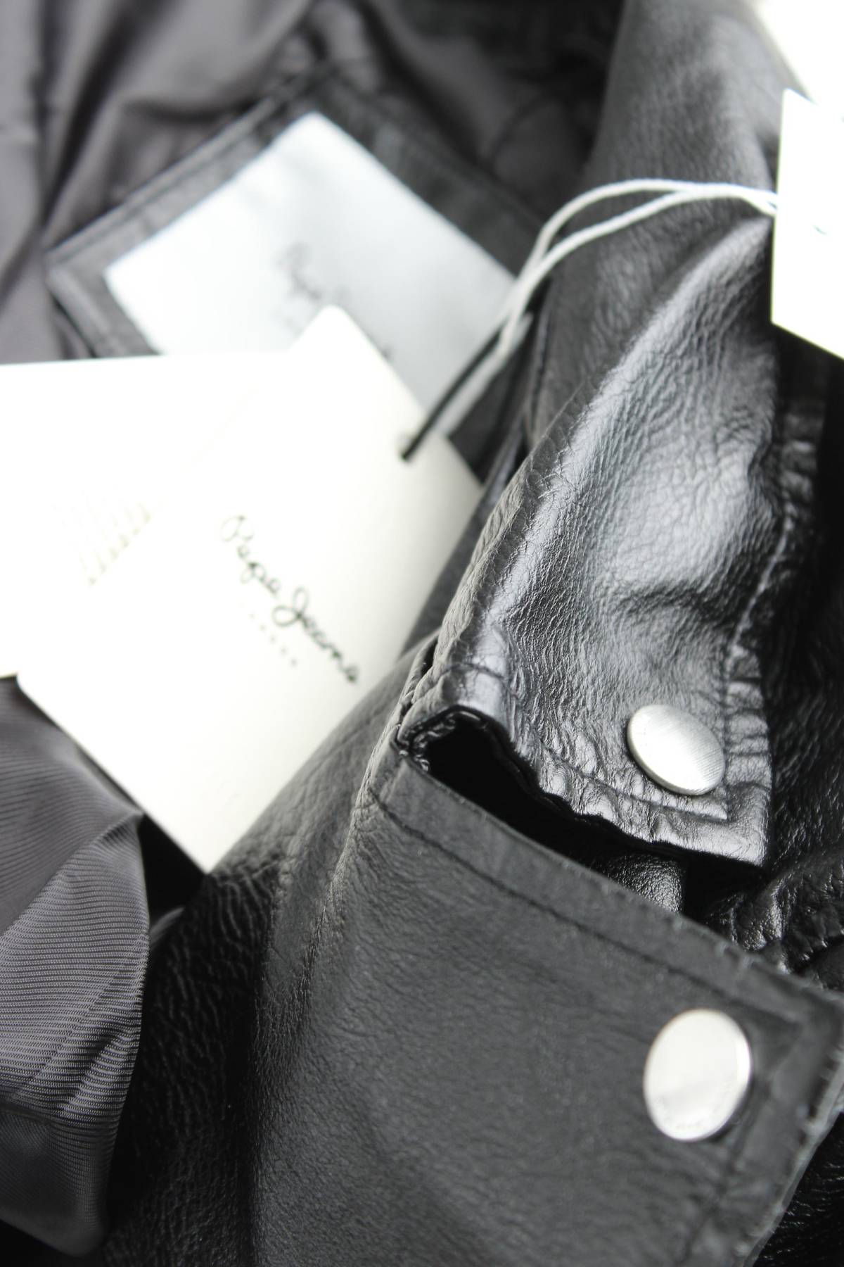 Дамско кожено яке Pepe Jeans4