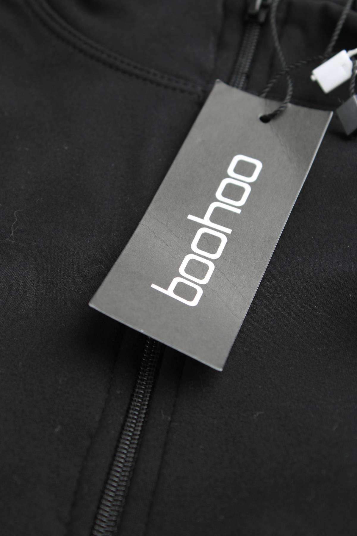 Αθλητικό σουτιέν Boohoo3 - Contourshop.gr Αθλητικό σουτιέν Boohoo3