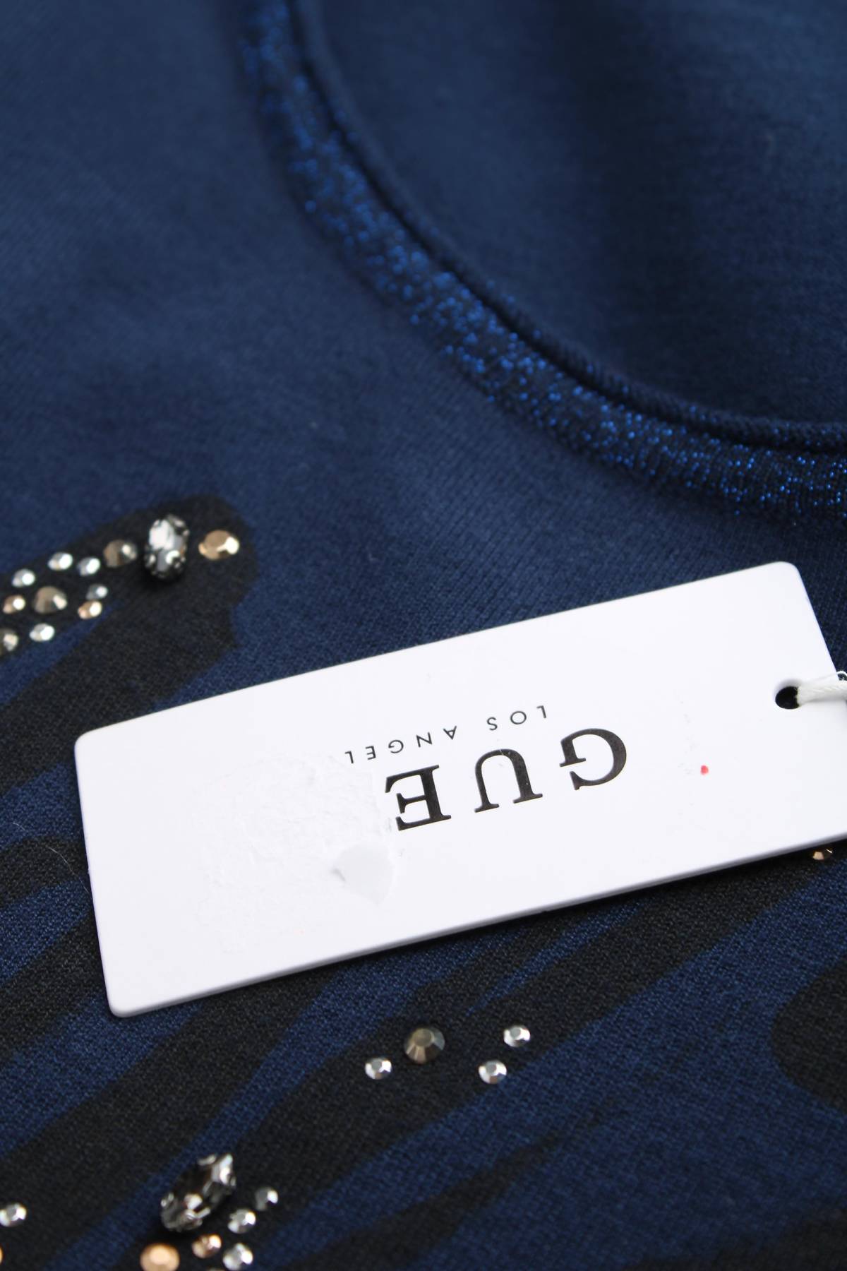 Дамски пуловер Guess3