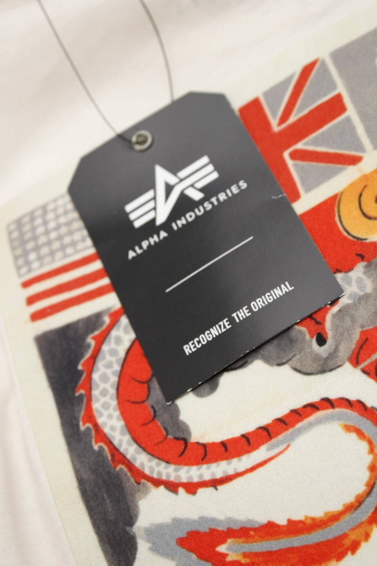 Мъжка тениска Alpha Industries4 - Contour.bg Мъжка тениска Alpha Industries4