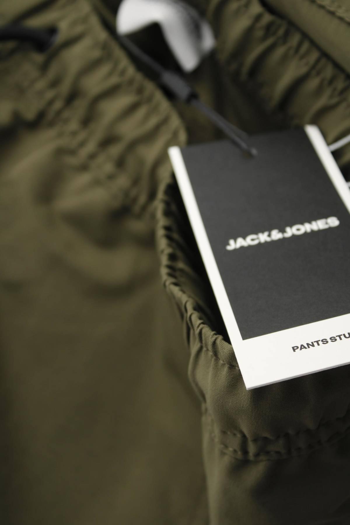 Ανδρικά παντελόνια Jack & Jones3