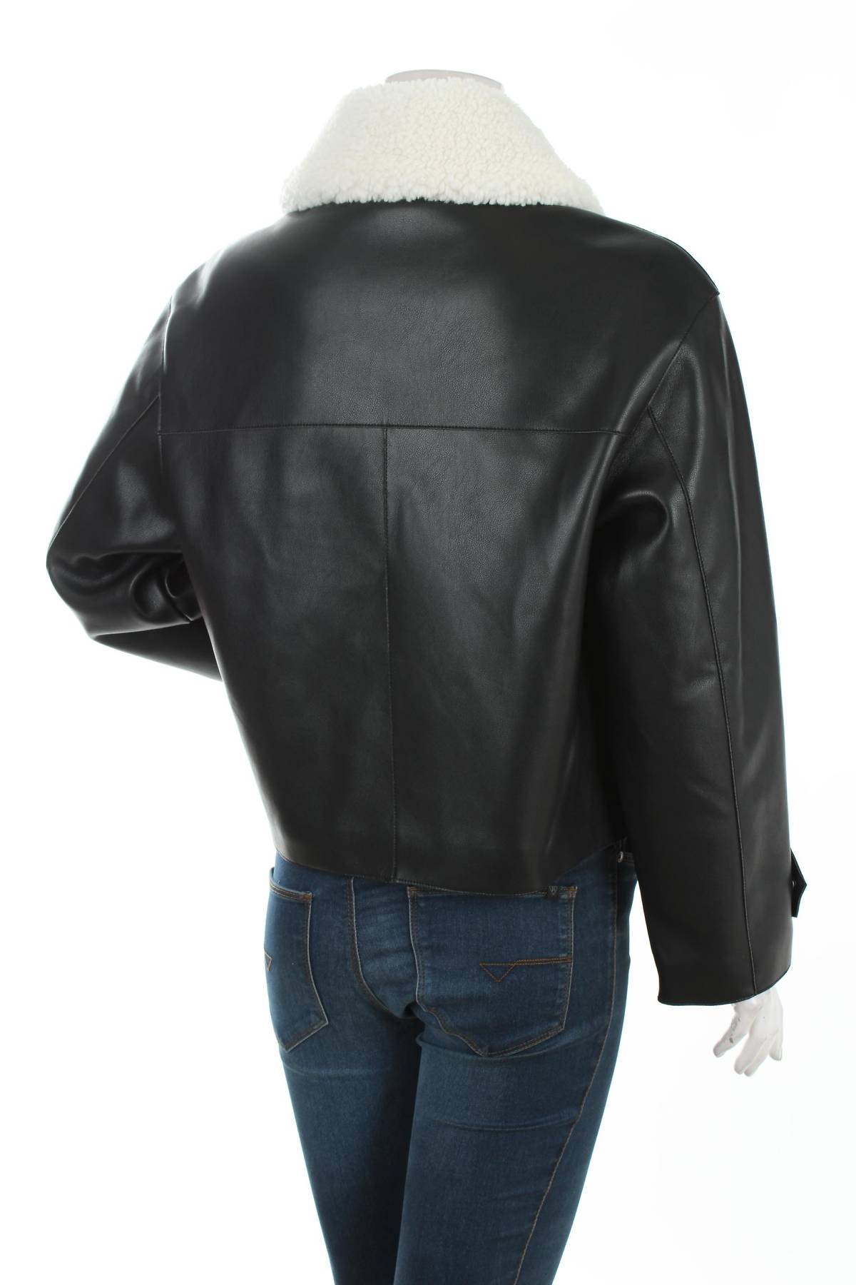 Γυναικείο δερμάτινο μπουφάν Mango2