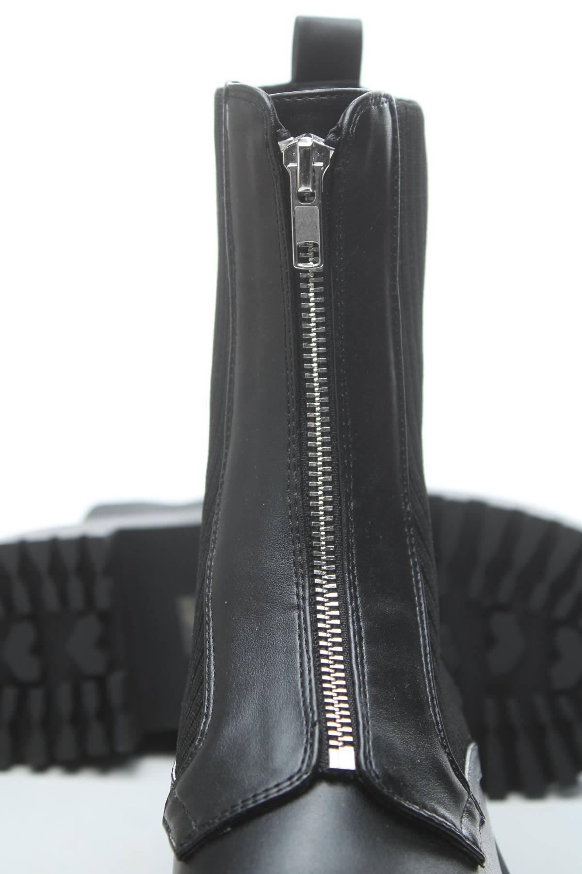 Γυναικεία μποτάκια Steve Madden5