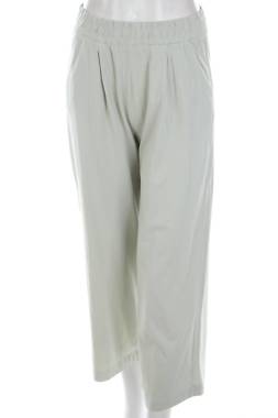 Домашно облекло Etam1