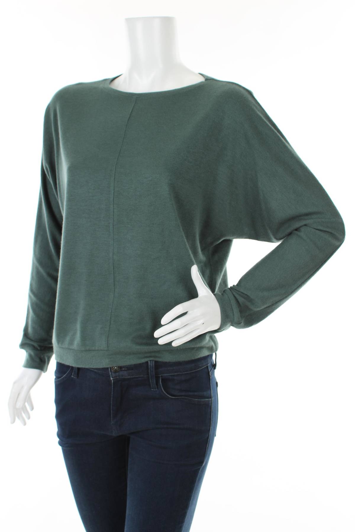 Домашно облекло Triumph1