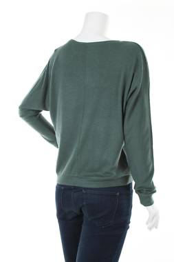 Домашно облекло Triumph2