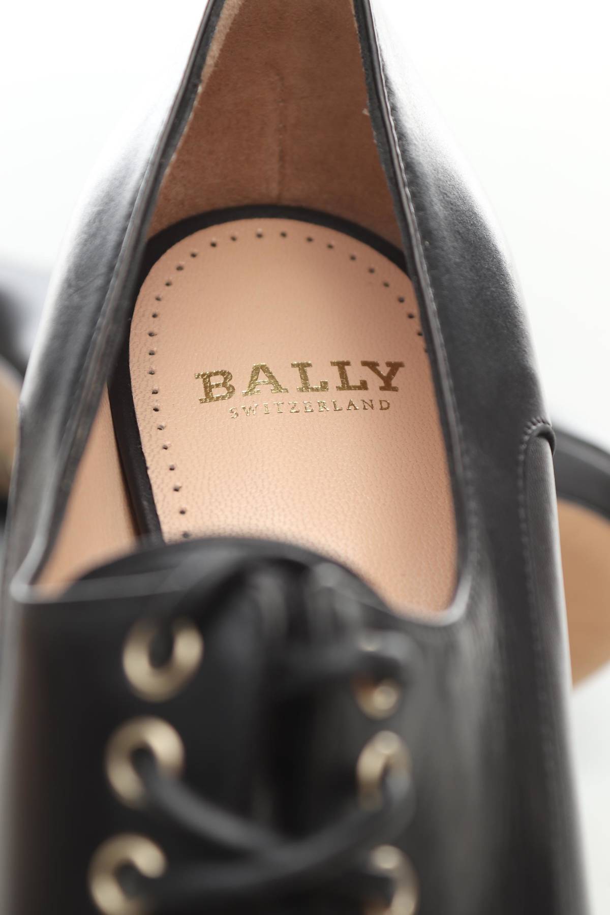 Γυναικεία παπούτσια Bally5