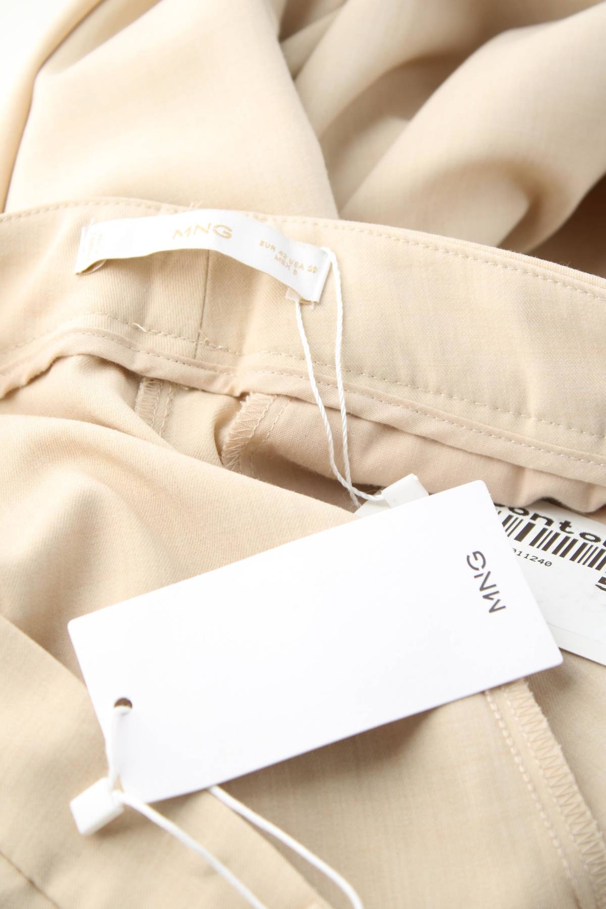 Дамски панталон Mango3