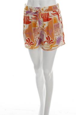 Дамски къс панталон Only1