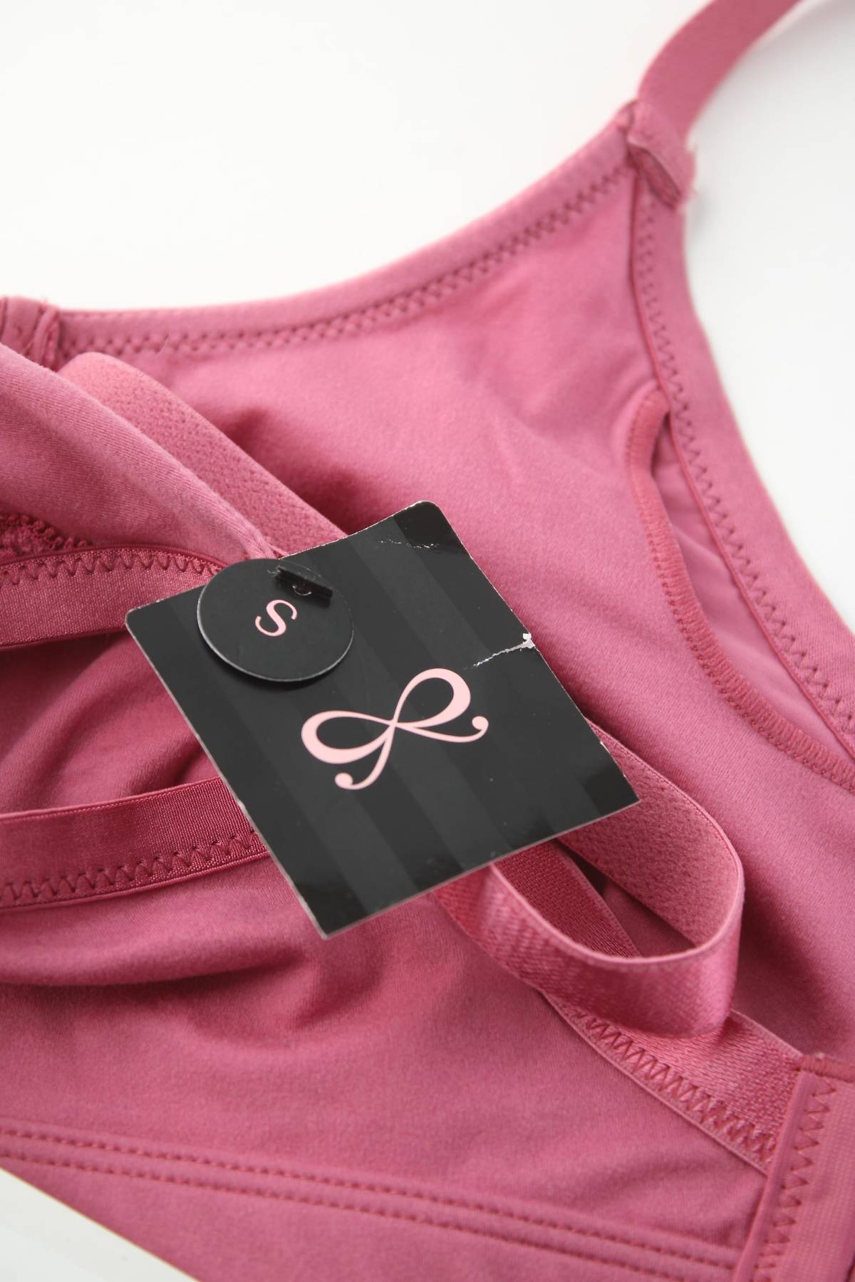 Сутиен Hunkemoller3 - Contour.bg Сутиен Hunkemoller3