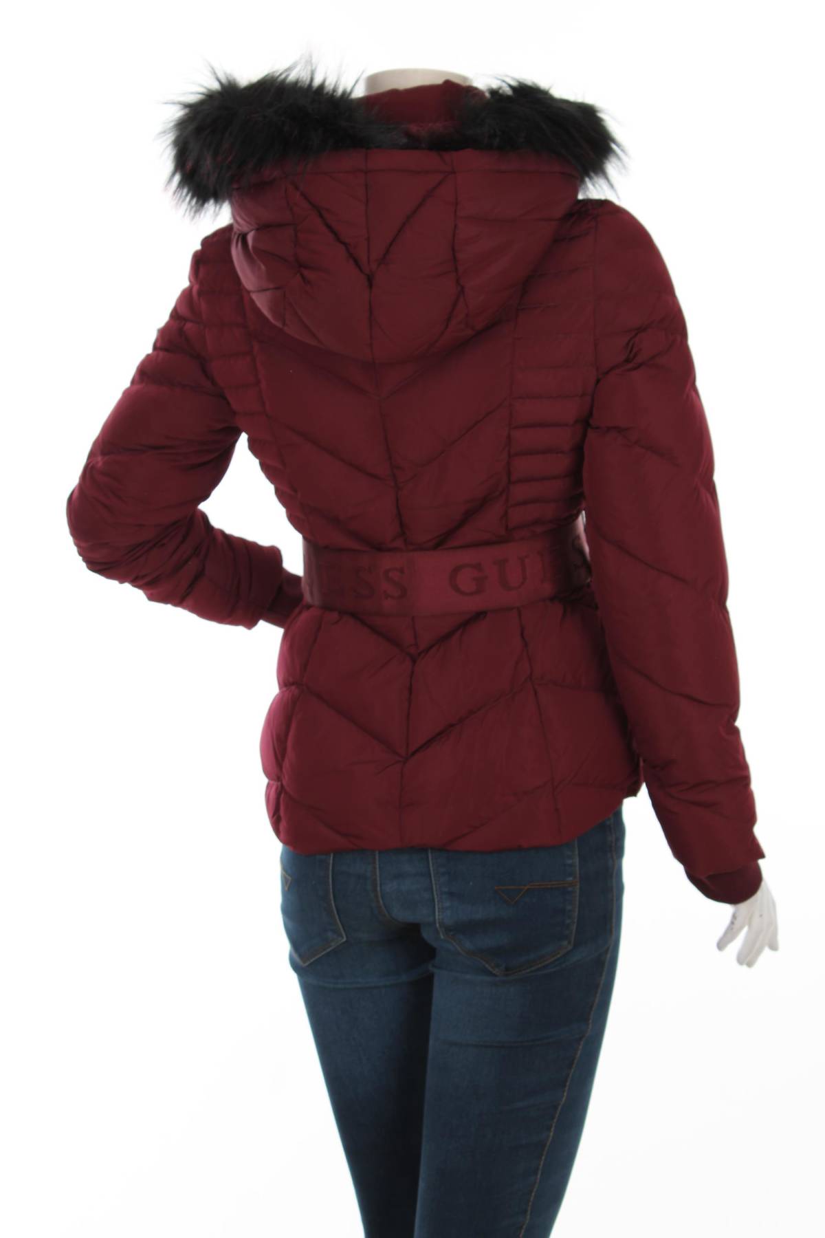Дамско яке Guess2 - Contour.bg Дамско яке Guess2