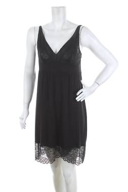 Дамска нощница Triumph1