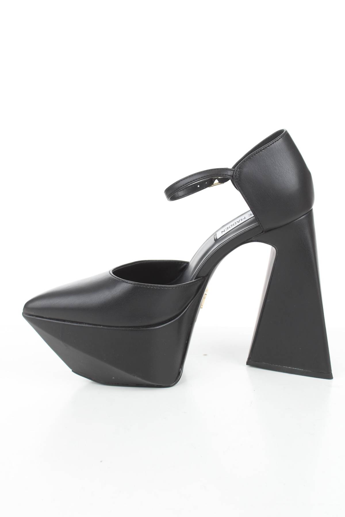 Сандали Steve Madden2 - Contour.bg Сандали Steve Madden2