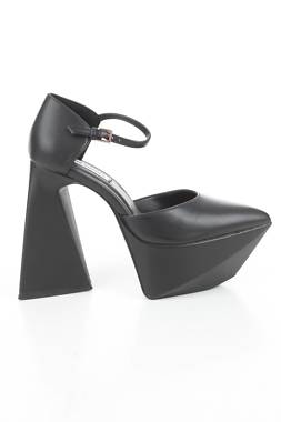 Сандали Steve Madden1
