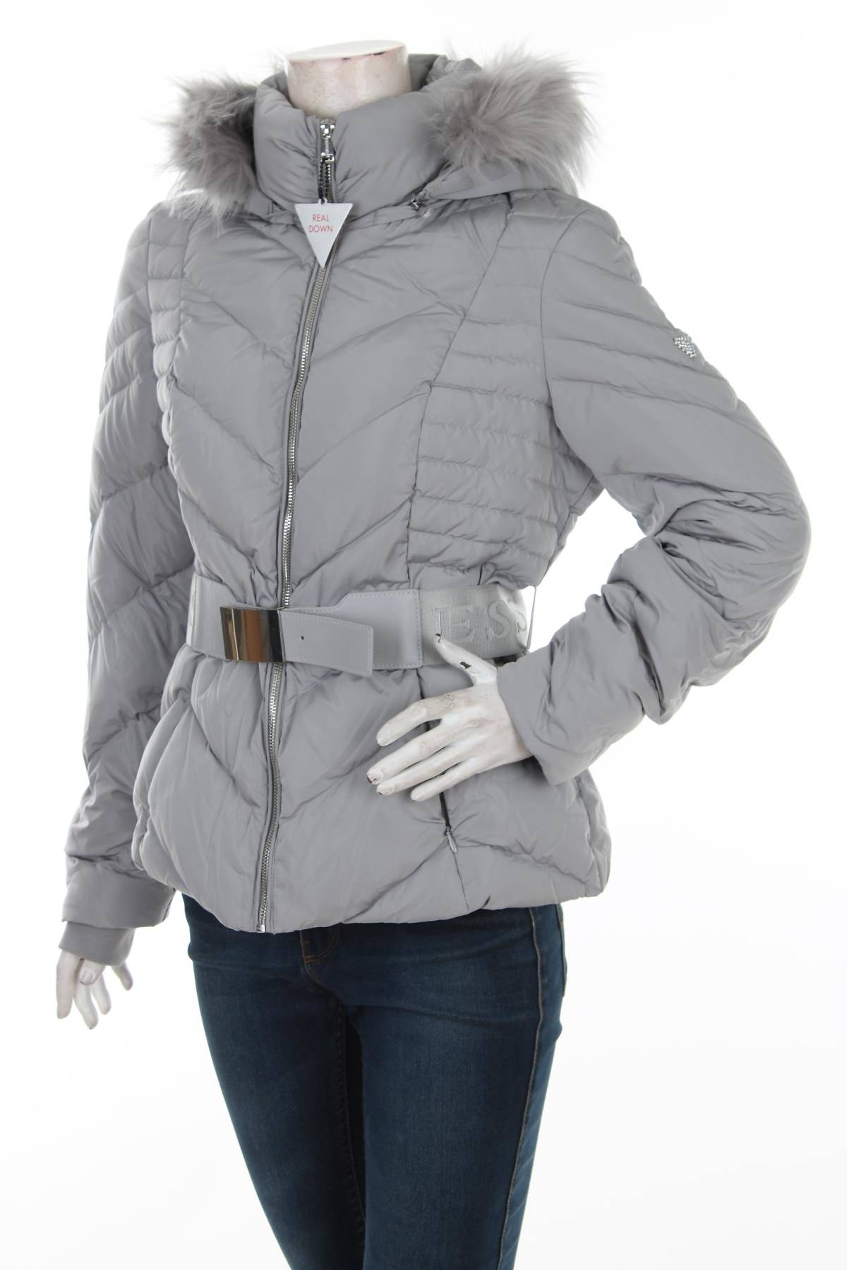 Γυναικείο μπουφάν Guess1