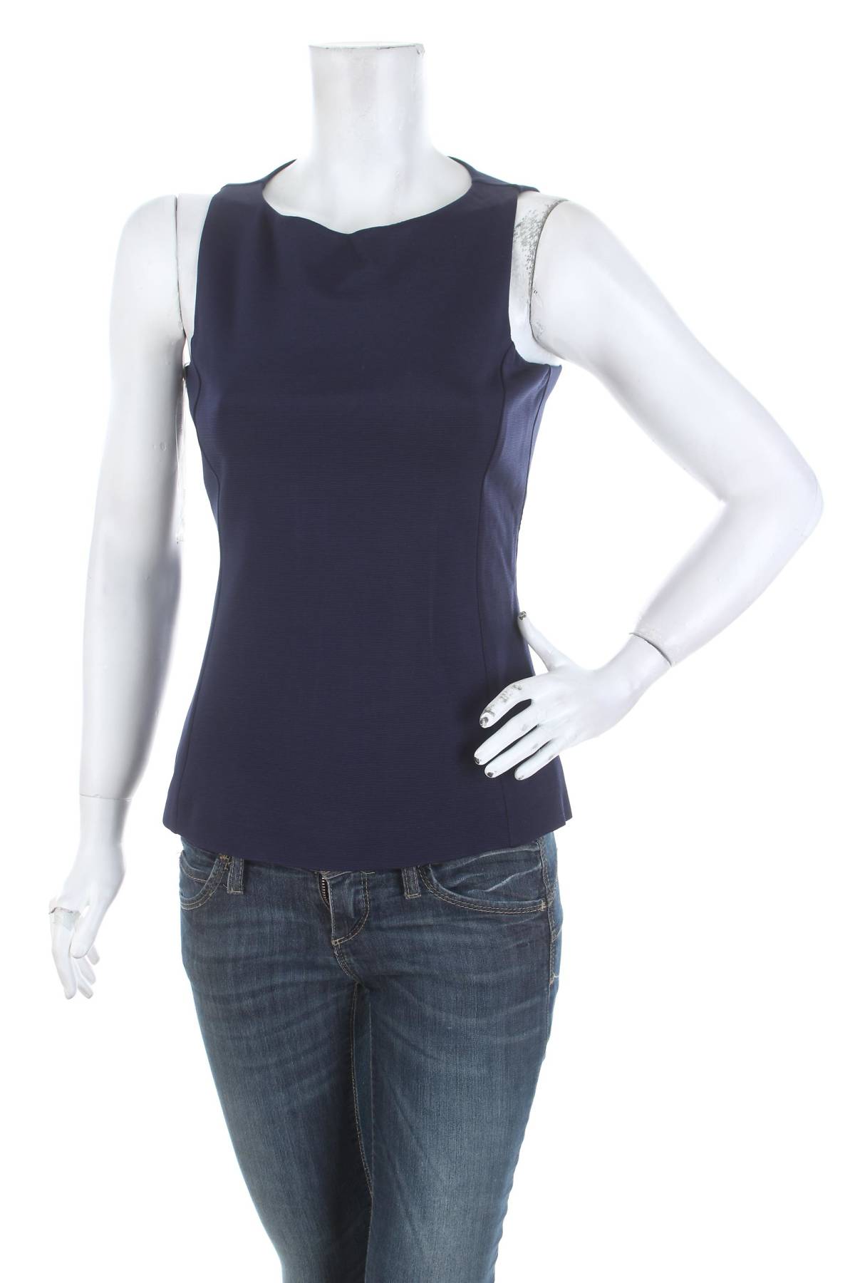 Γυναικείο αμάνικο Guess By Marciano1