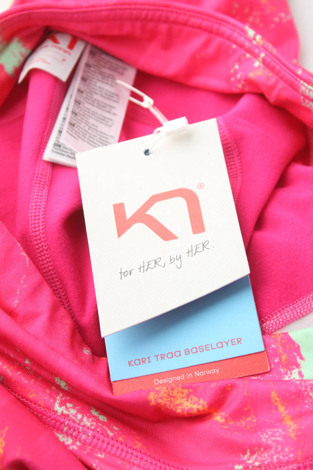 Дамски спортен клин Kari Traa3