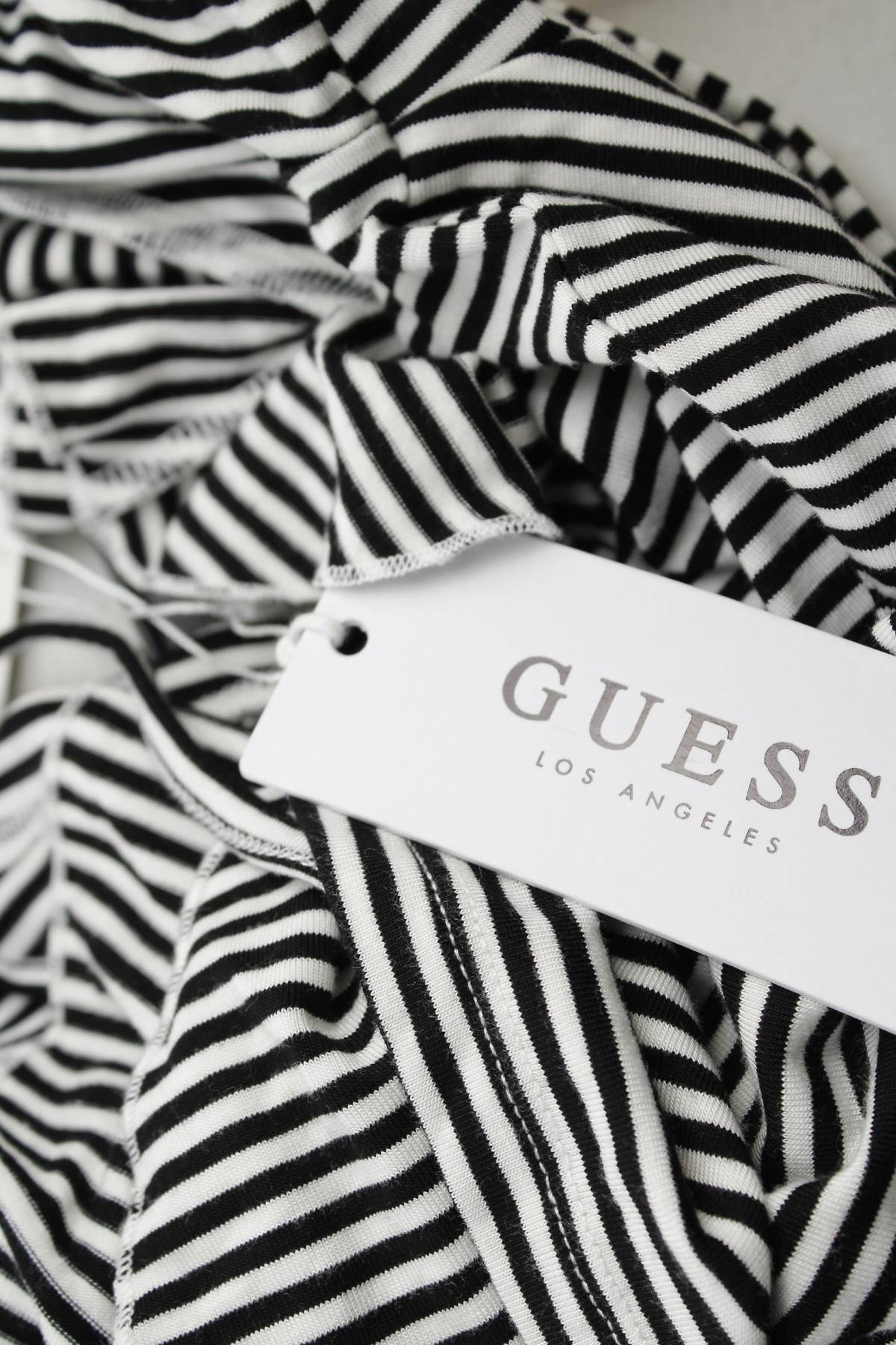 Γυναικεία μπλούζα Guess3