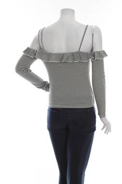 Γυναικεία μπλούζα Guess2 - Contourshop.gr Γυναικεία μπλούζα Guess2