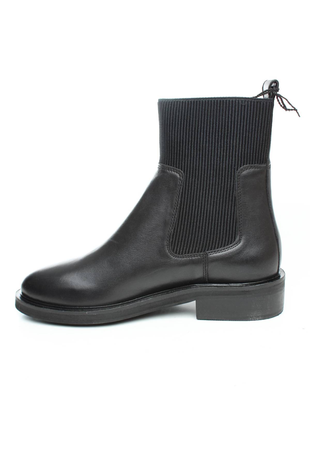 Дамски боти River Island2