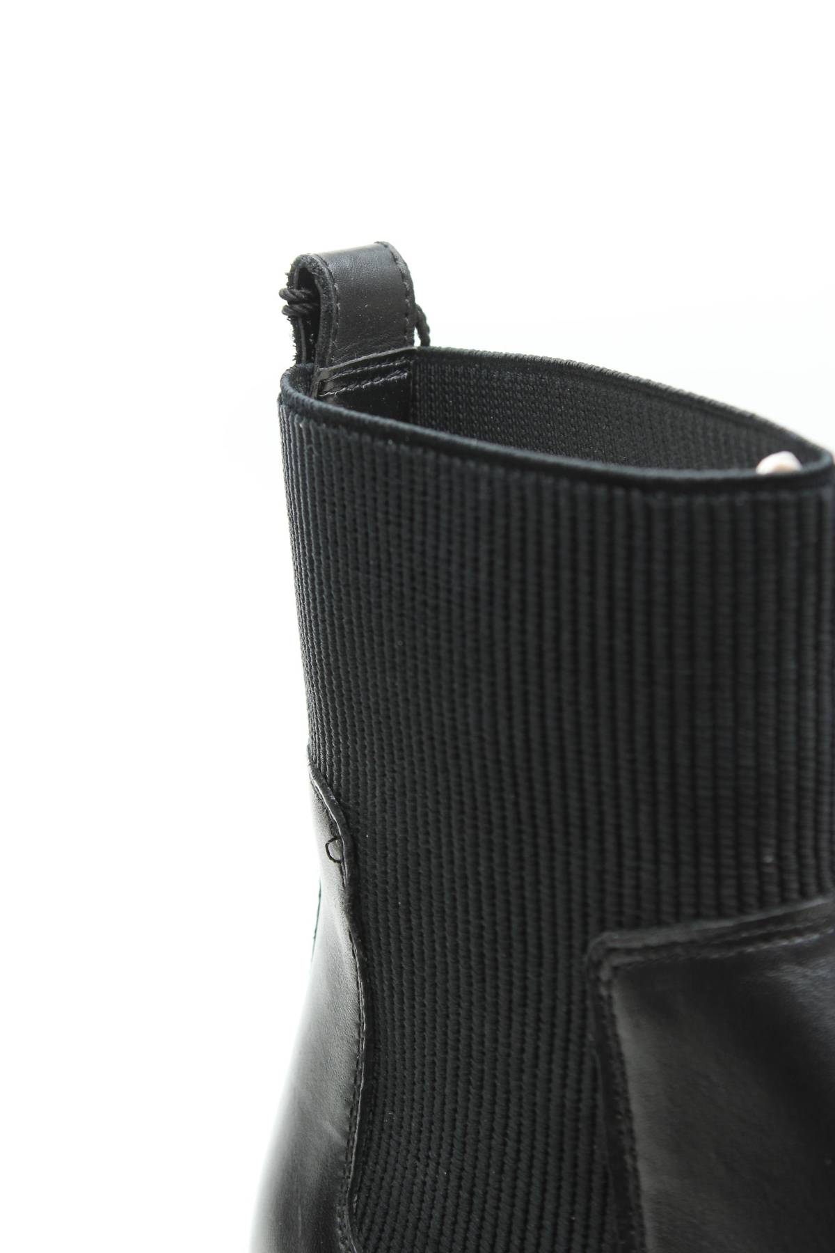 Дамски боти River Island5