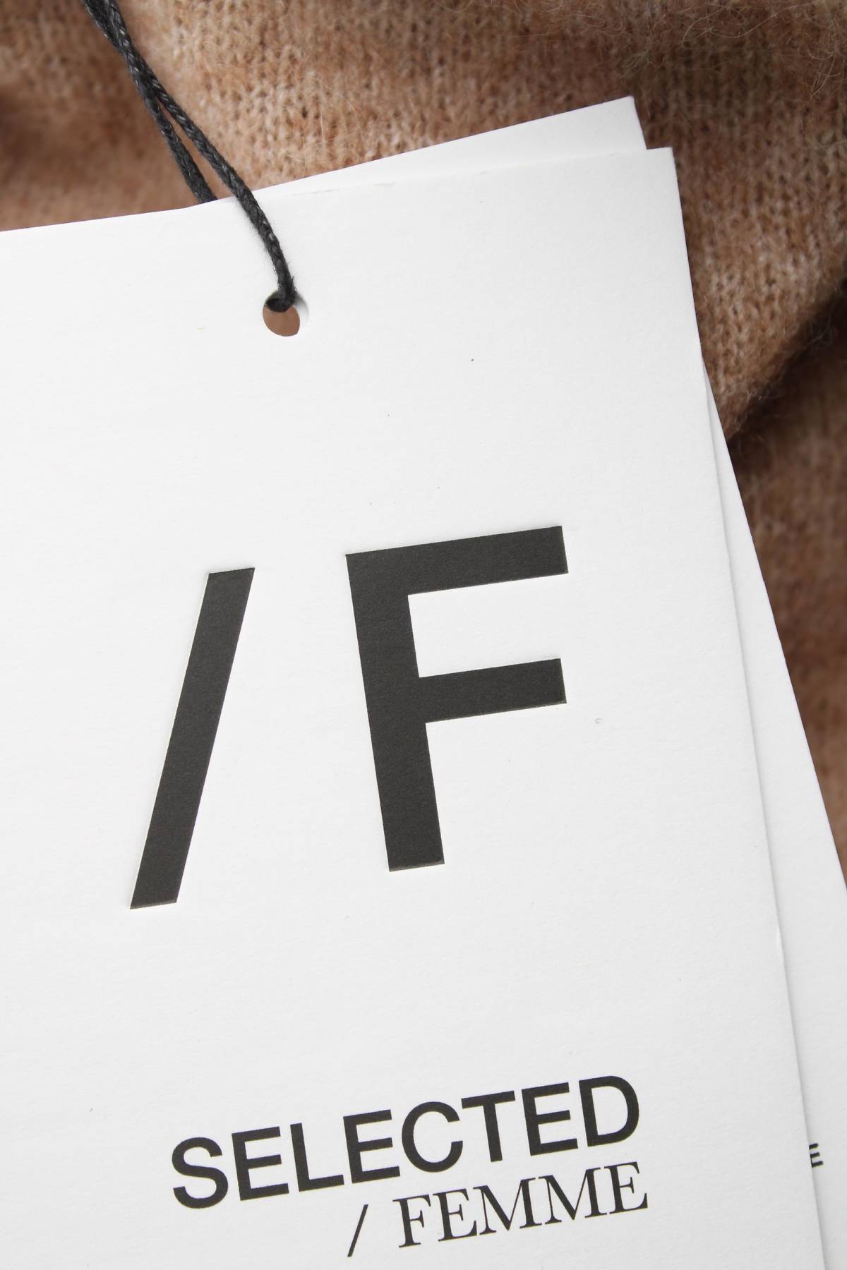 Дамска жилетка Selected Femme3