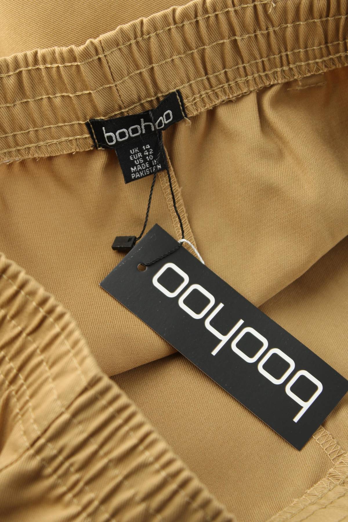 Дамски къс панталон Boohoo3 - Contour.bg Дамски къс панталон Boohoo3