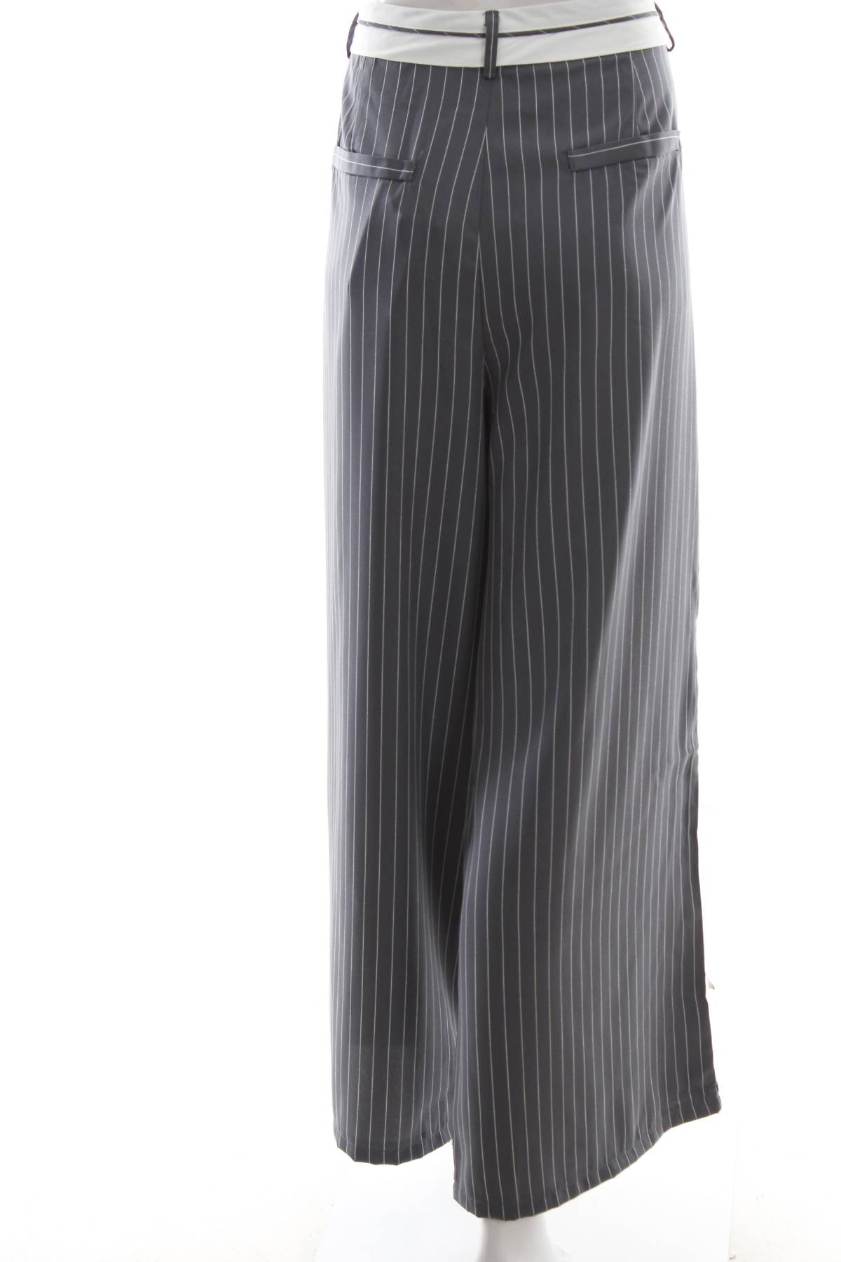 Дамски панталон Boohoo2 - Contour.bg Дамски панталон Boohoo2