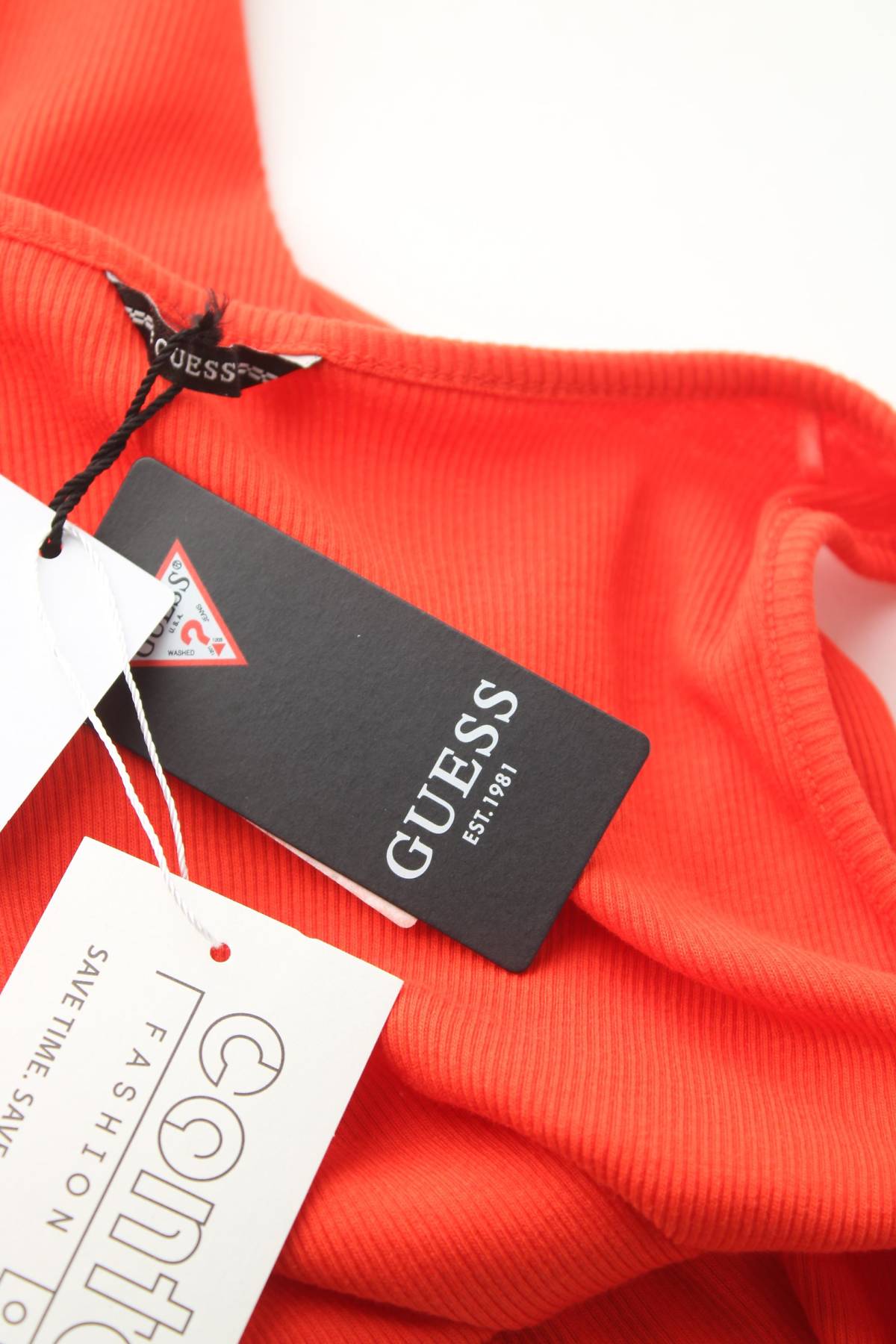 Γυναικείο αμάνικο Guess3