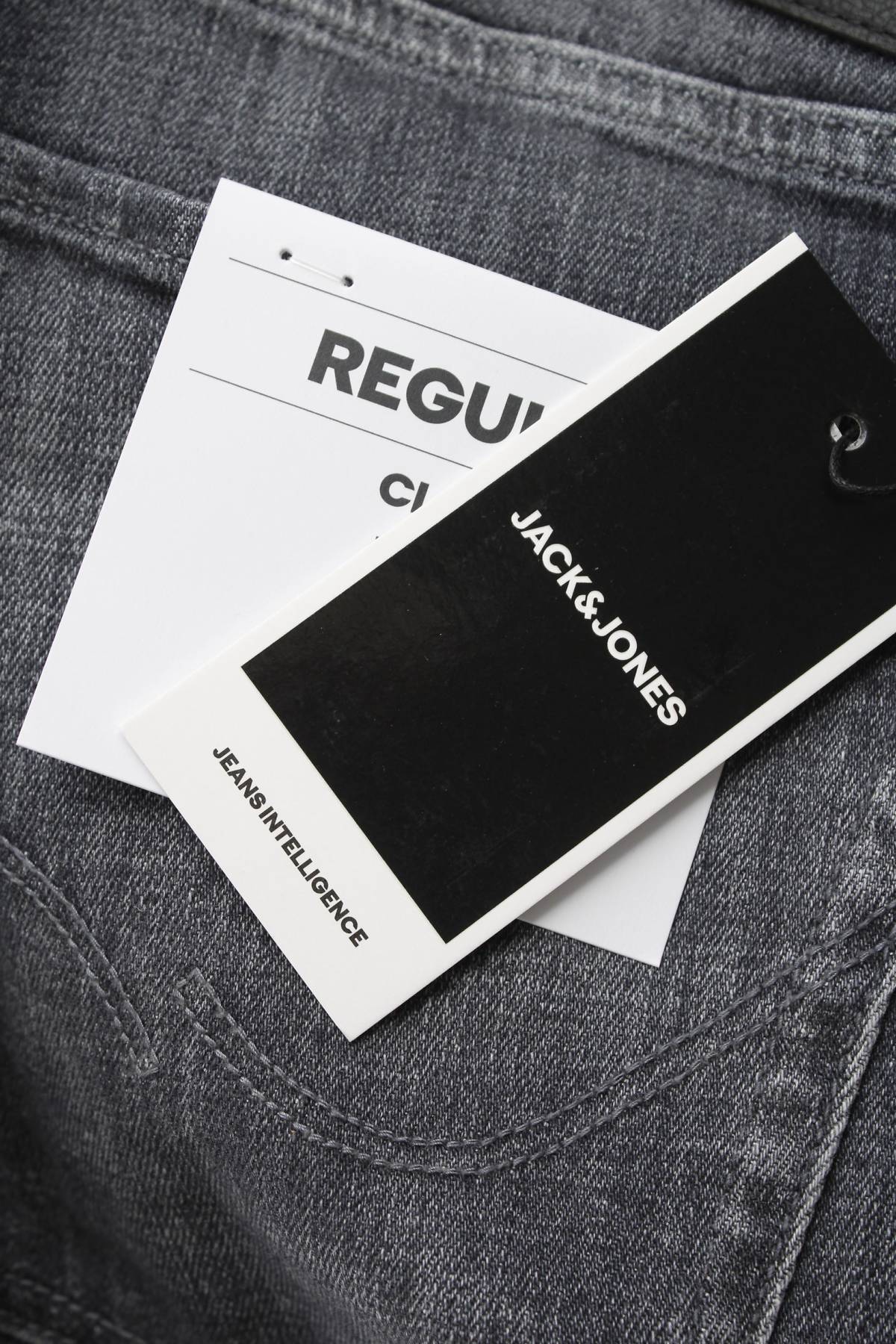 Мъжки дънки Jack & Jones3