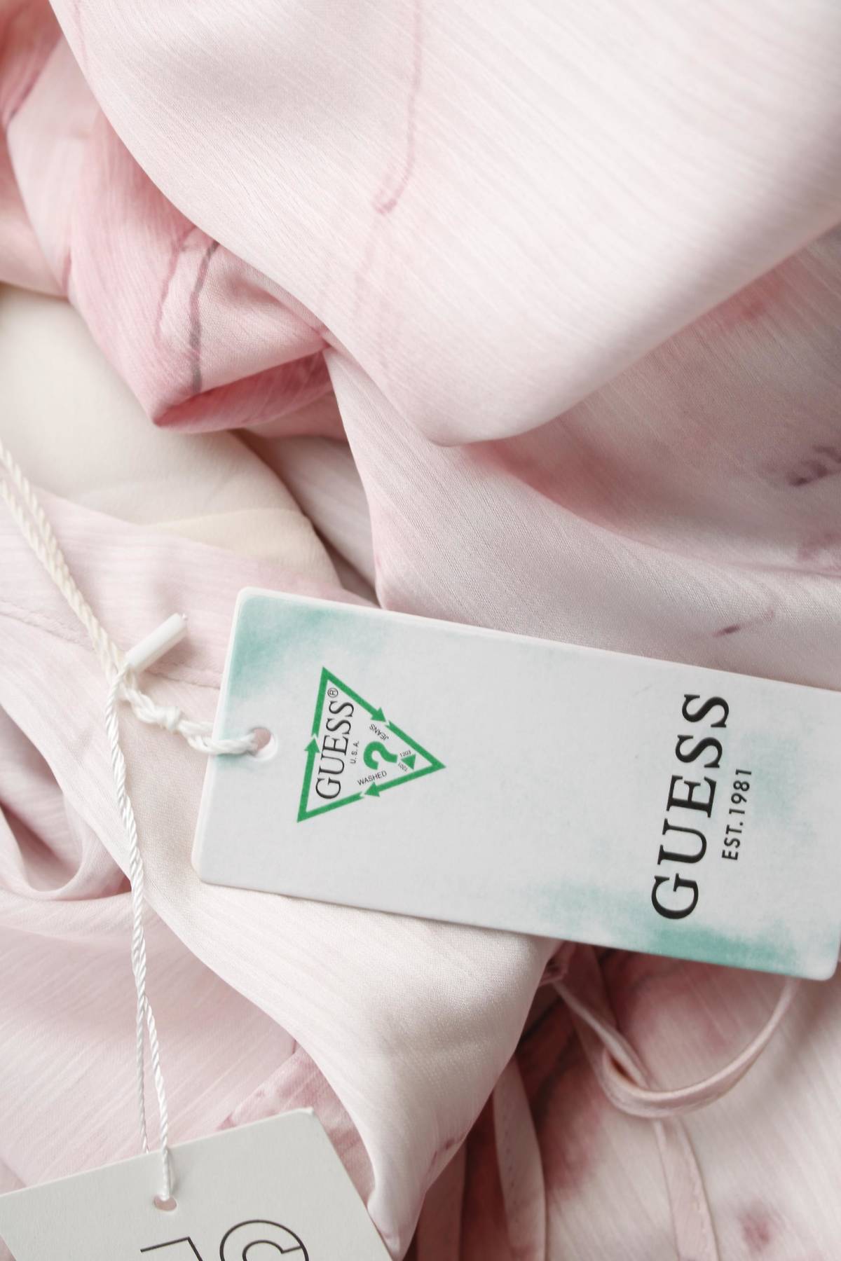 Γυναικεία μπλούζα Guess3