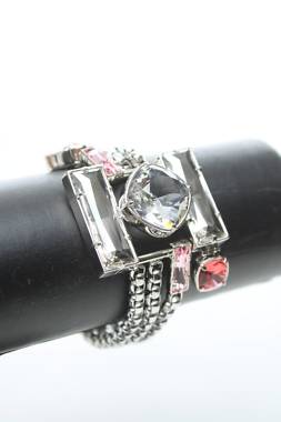 Гривна Atelier Swarovski1