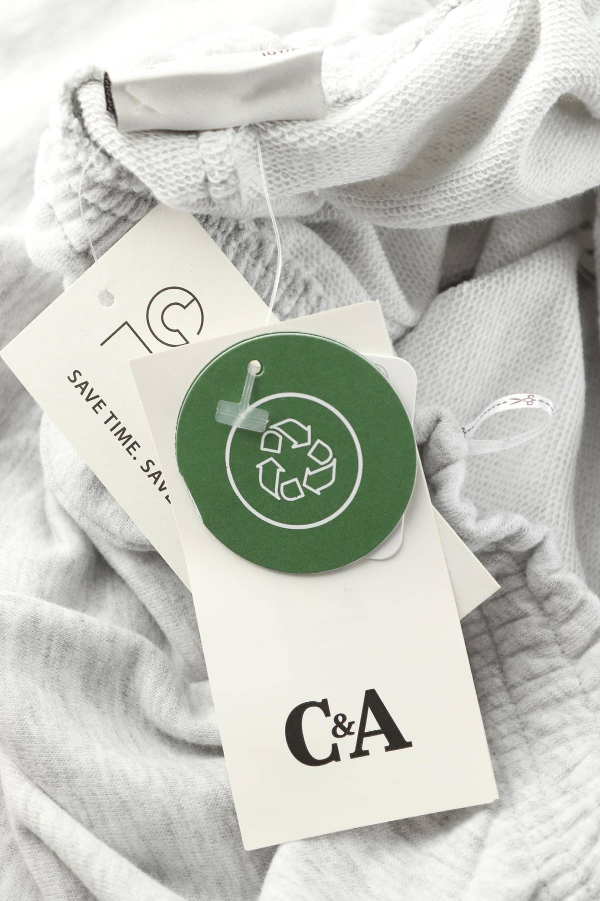 Детски къс панталон C&A3 - Contour.bg Детски къс панталон C&A3