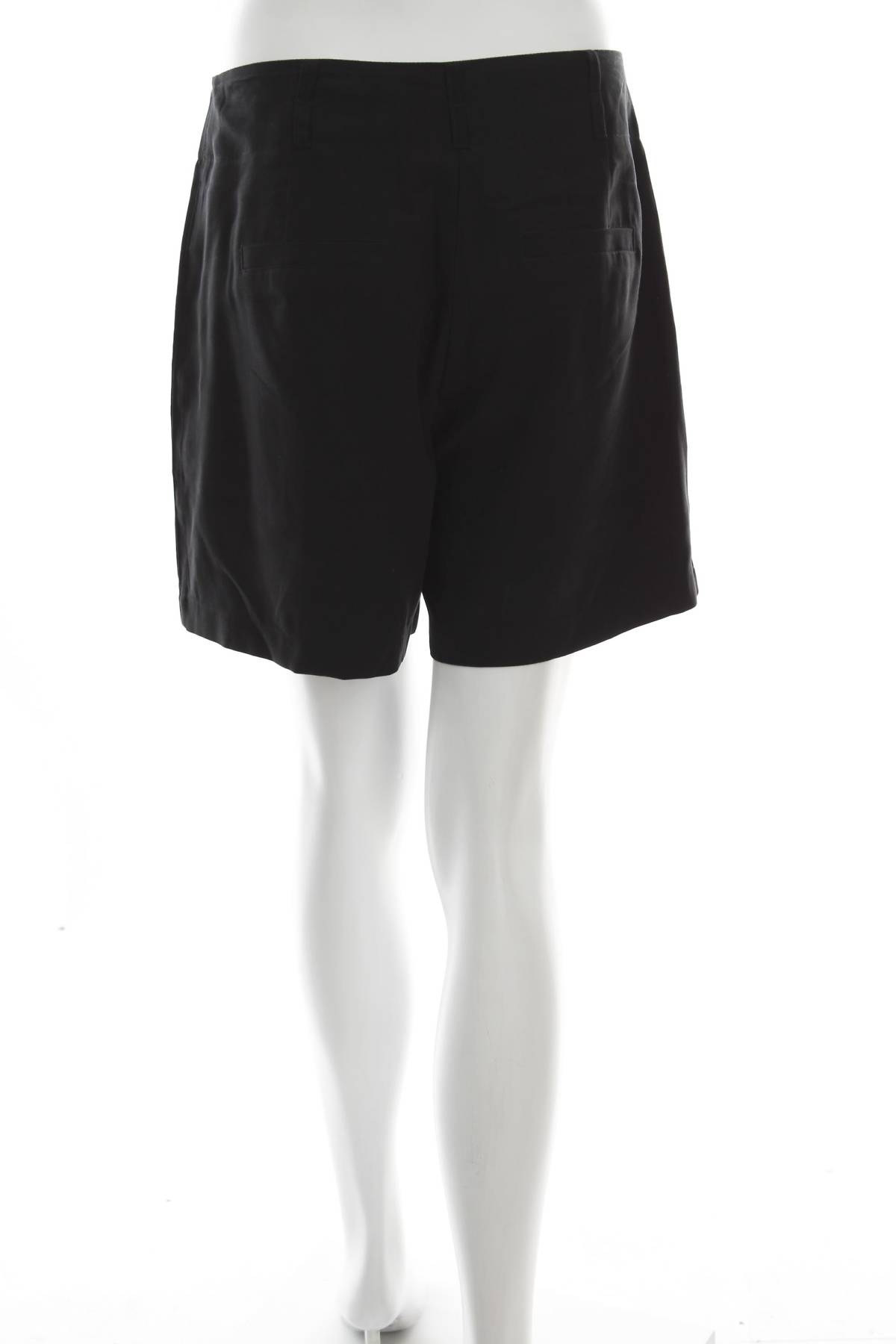 Дамски къс панталон Aware by Vero Moda2